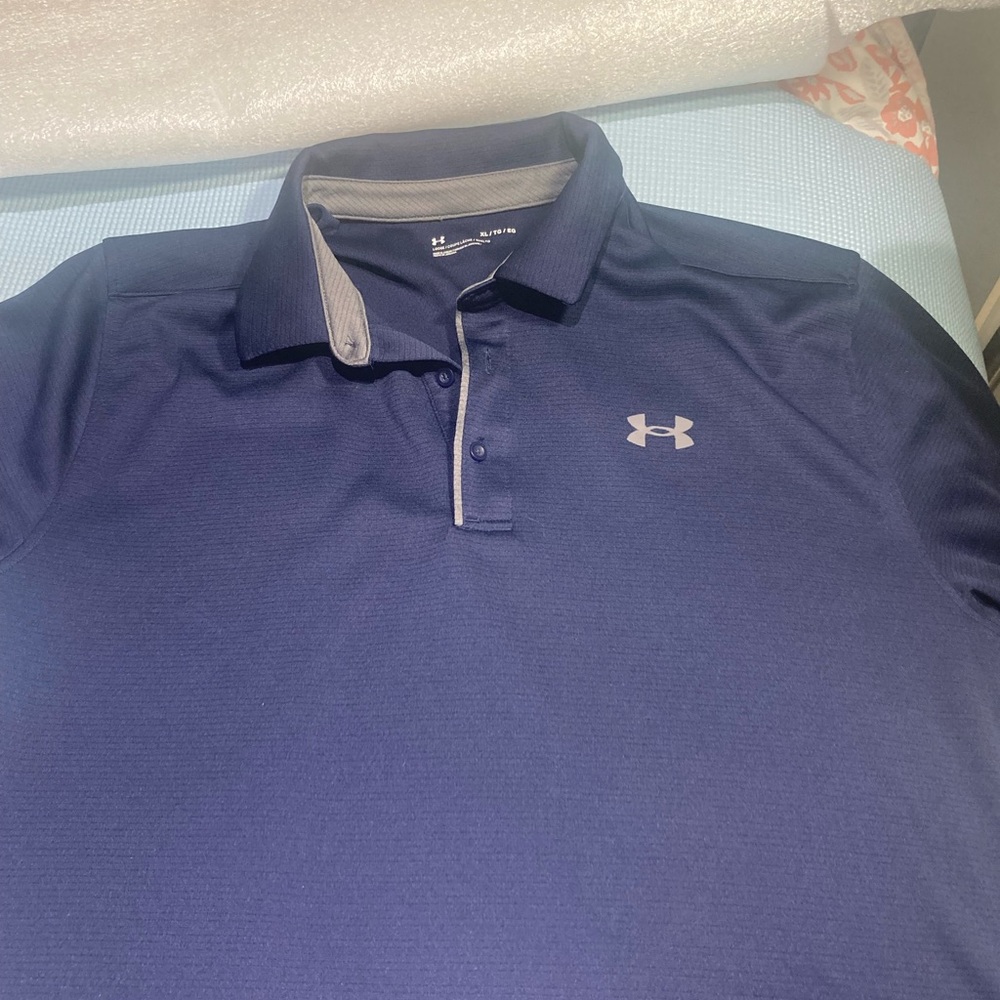 Under armour large blue golf polo